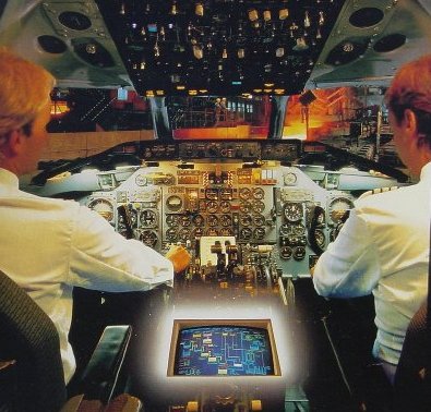 Bildskärmssystemet i industrins cockpit